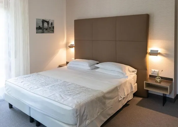 호텔 Maria 시르미오네